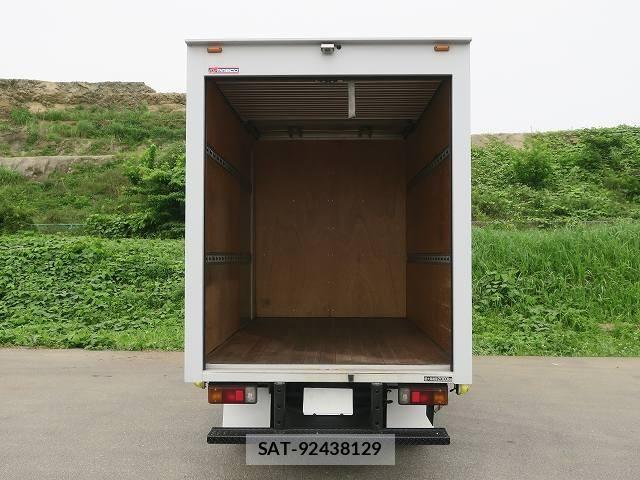 Hino DUTRO 2018-12 7979090-6