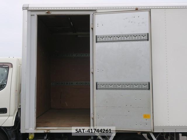 Hino DUTRO 2018-12 7979092-9
