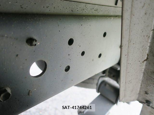 Hino DUTRO 2018-12 7979092-11