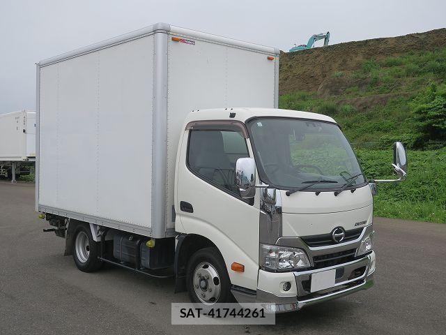 Hino DUTRO 2018-12 7979092-1