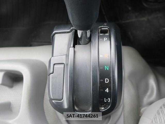 Hino DUTRO 2018-12 7979092-19