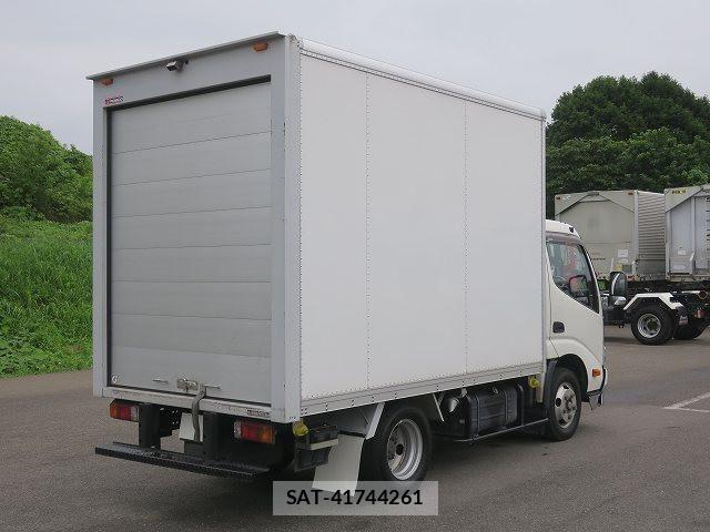 Hino DUTRO 2018-12 7979092-2
