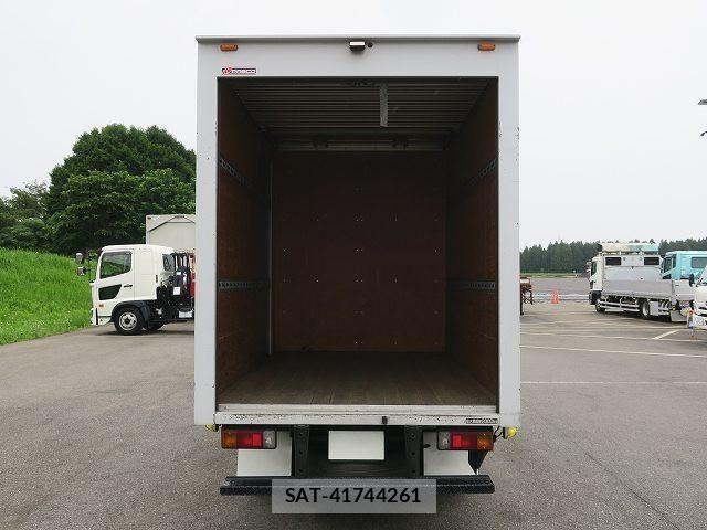 Hino DUTRO 2018-12 7979092-7