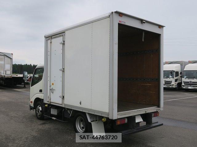 Hino DUTRO 2018-12 7979091-6