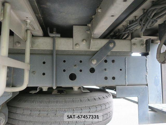 Hino DUTRO 2018-12 7979093-10