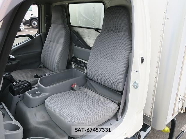 Hino DUTRO 2018-12 7979093-22