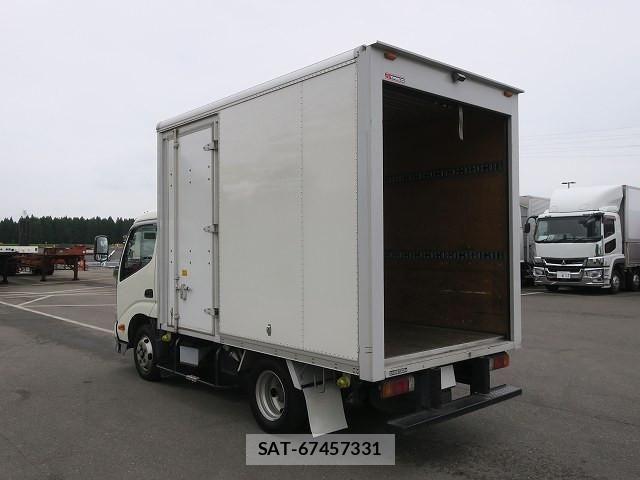 Hino DUTRO 2018-12 7979093-6