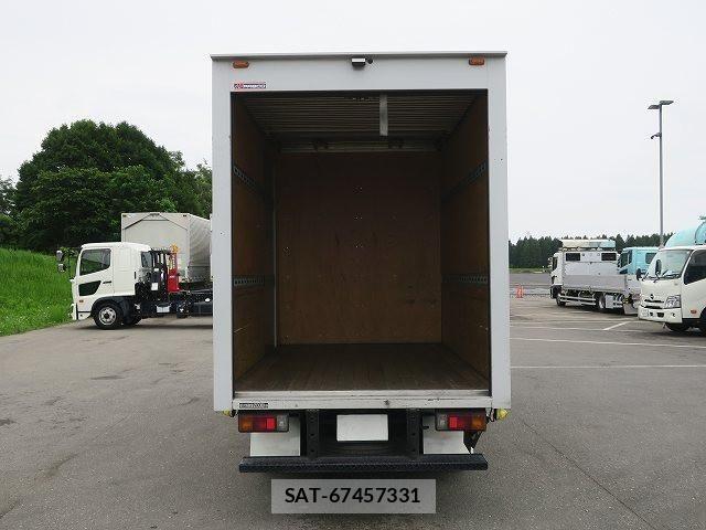 Hino DUTRO 2018-12 7979093-7