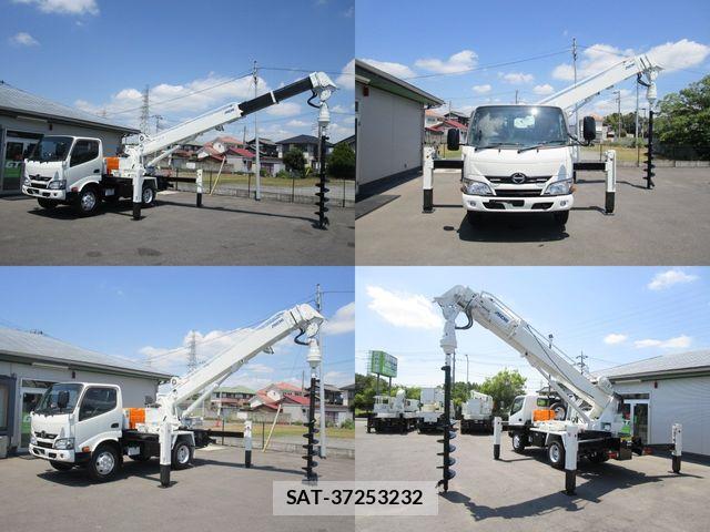 Hino DUTRO 2017-03 7979085-8