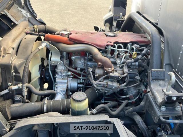 Hino DUTRO 2021-03 7979089-12