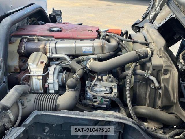 Hino DUTRO 2021-03 7979089-13