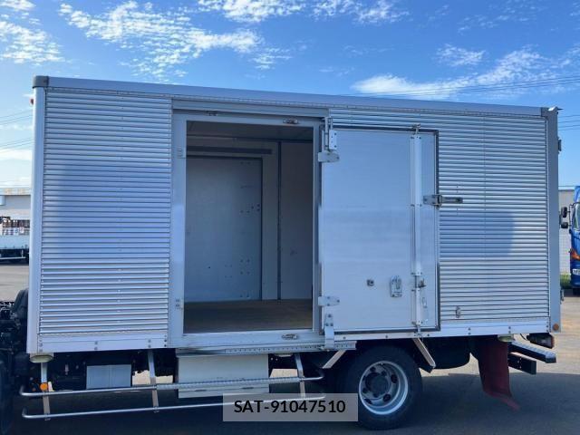 Hino DUTRO 2021-03 7979089-8