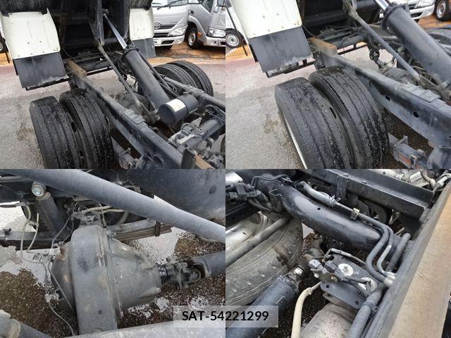 Hino DUTRO 2019-08 7979087-9