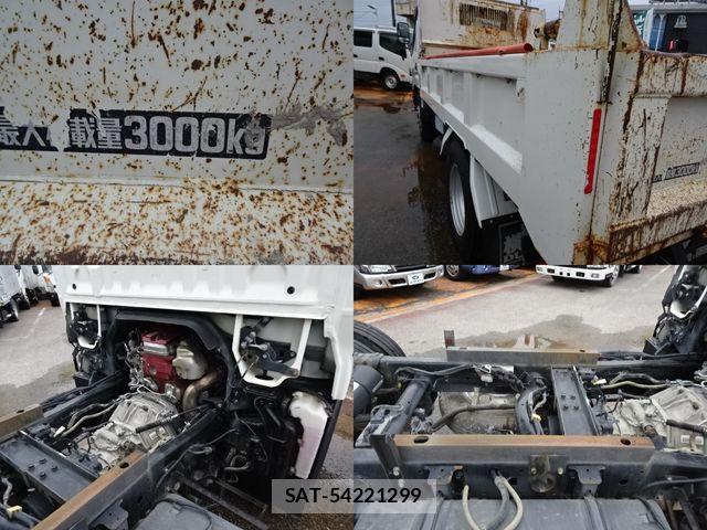 Hino DUTRO 2019-08 7979087-6