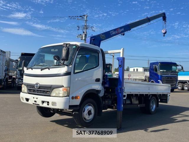 Hino DUTRO 2010-11 7979088-0