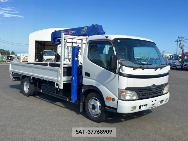 Hino DUTRO 2010-11 7979088-1