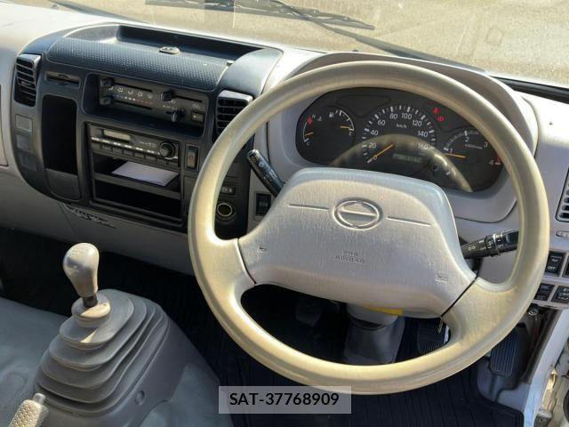 Hino DUTRO 2010-11 7979088-21