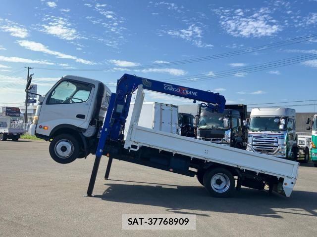 Hino DUTRO 2010-11 7979088-4