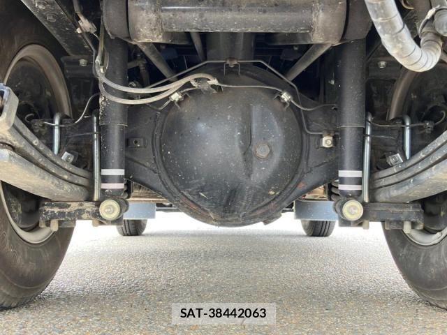 Hino DUTRO 2024-03 8035317-15