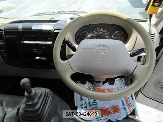 Hino DUTRO 2010-09 8035319-9
