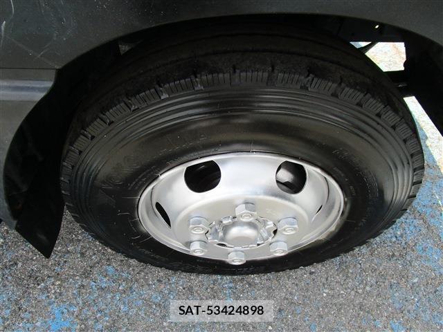 Hino DUTRO 2010-09 8035319-18