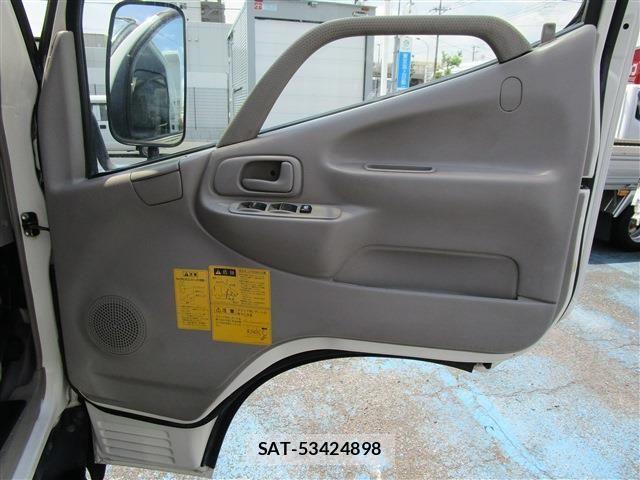 Hino DUTRO 2010-09 8035319-20