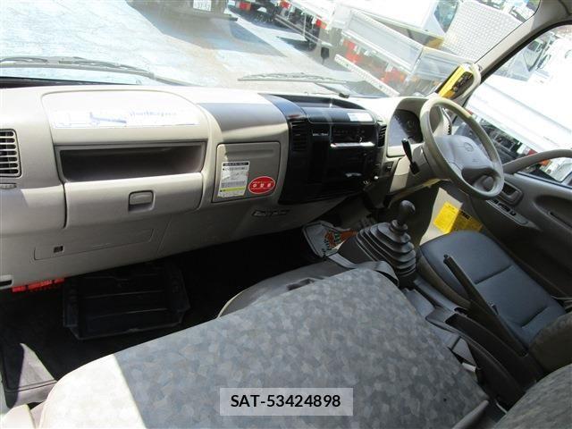 Hino DUTRO 2010-09 8035319-22