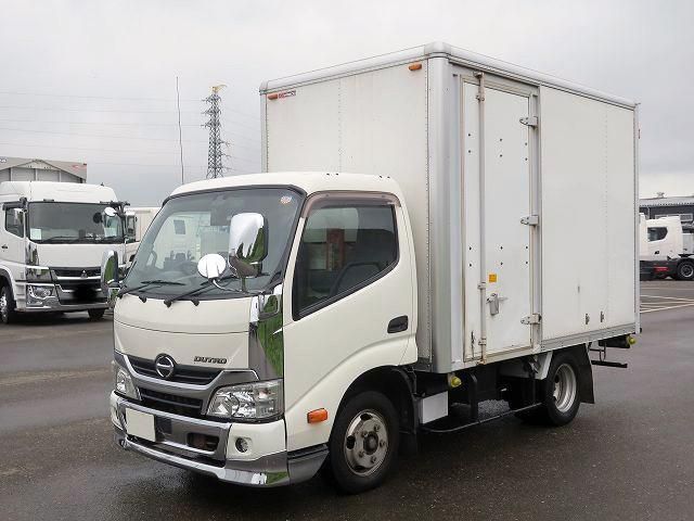Hino DUTRO 2017-11 8060562-0