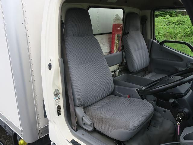Hino DUTRO 2017-11 8060562-10