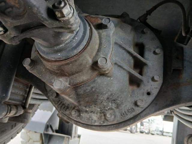 Hino DUTRO 2013-06 8060561-18