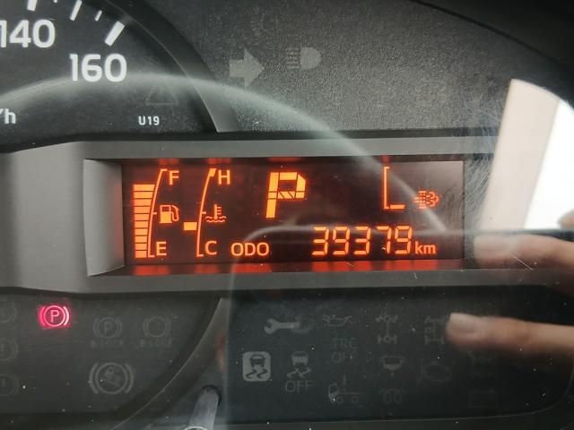 Hino DUTRO 2013-06 8060561-26