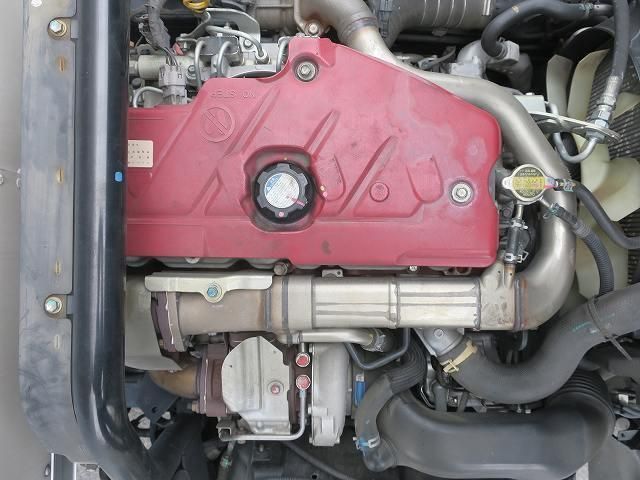 Hino DUTRO 2018-12 8060563-10
