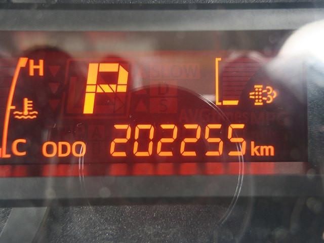 Hino DUTRO 2018-12 8060563-13
