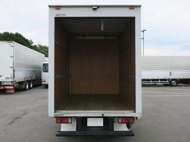 Hino DUTRO 2018-12 8060563-7