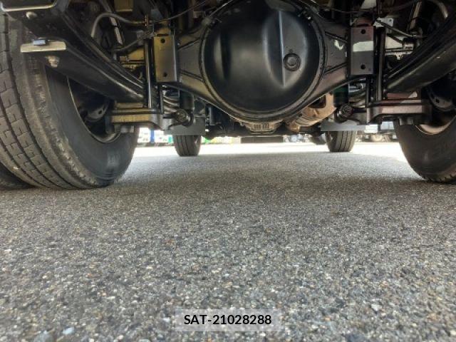 Hino DUTRO 2019-08 8073618-11