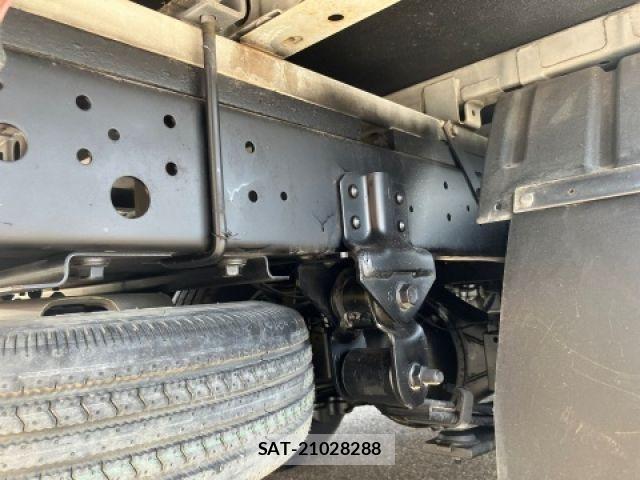Hino DUTRO 2019-08 8073618-12