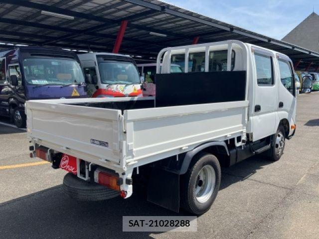 Hino DUTRO 2019-08 8073618-1