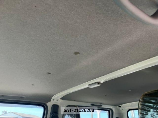Hino DUTRO 2019-08 8073618-29
