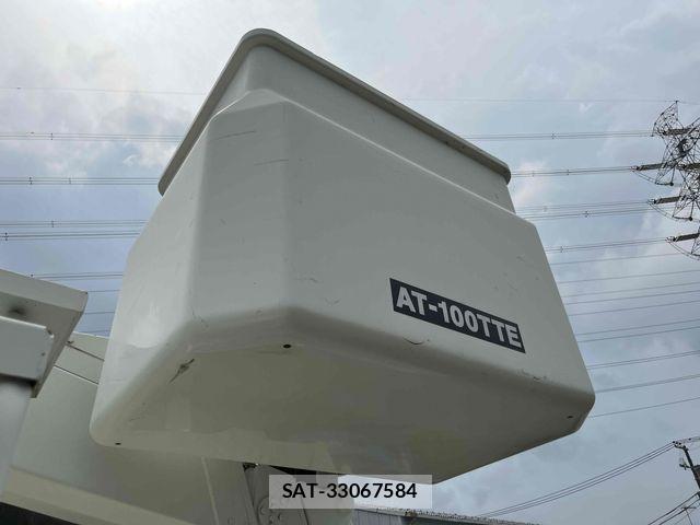 Hino DUTRO 2018-05 8073615-11