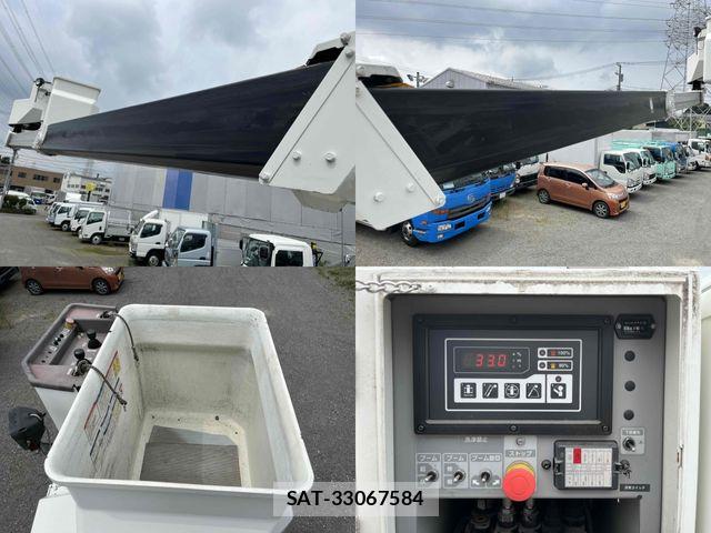 Hino DUTRO 2018-05 8073615-14
