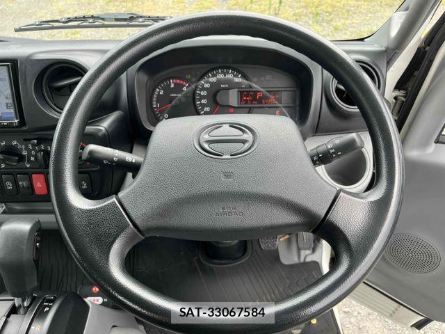 Hino DUTRO 2018-05 8073615-20