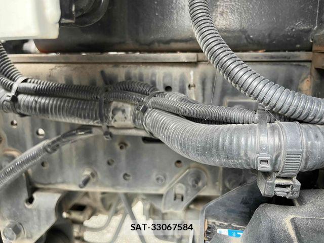 Hino DUTRO 2018-05 8073615-28