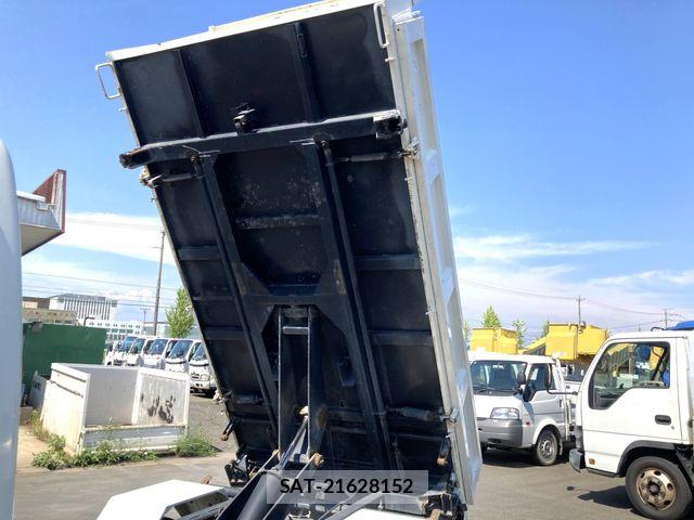 Hino DUTRO 2018-09 8073619-9