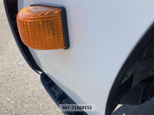 Hino DUTRO 2018-09 8073619-17