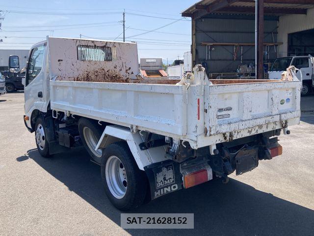Hino DUTRO 2018-09 8073619-2