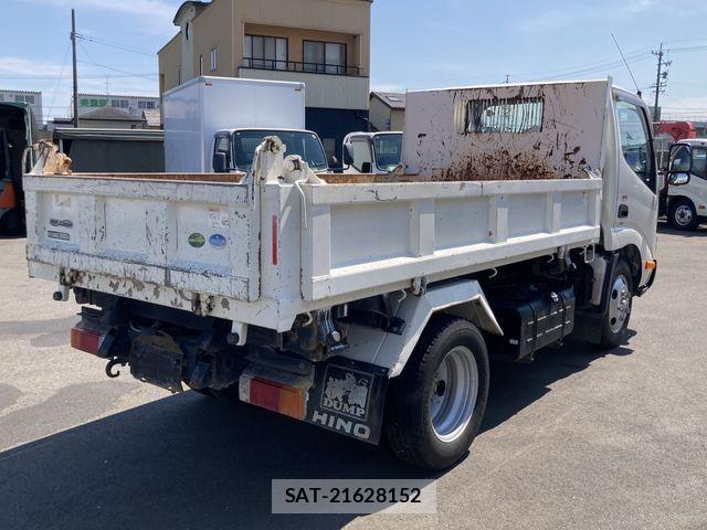 Hino DUTRO 2018-09 8073619-3