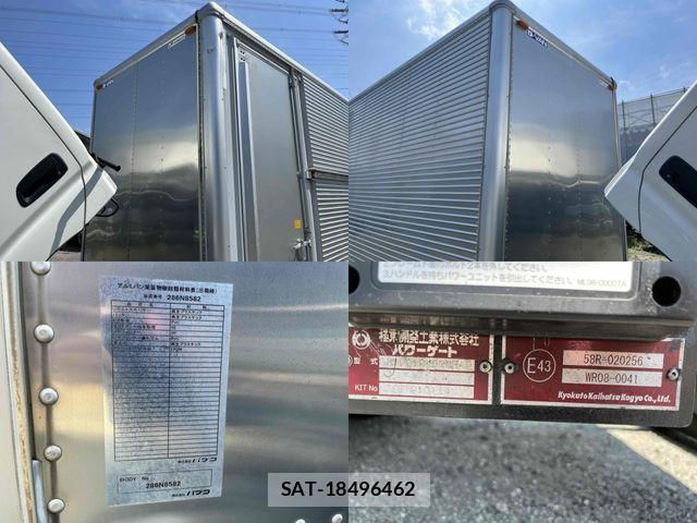 Hino DUTRO 2015-06 8073616-18