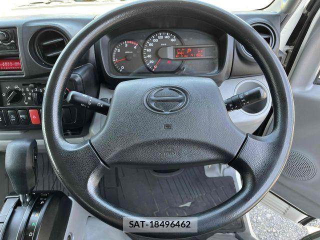 Hino DUTRO 2015-06 8073616-21