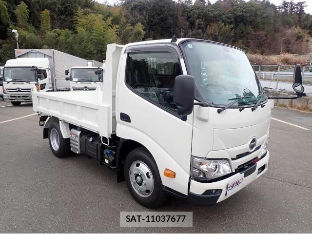 Hino DUTRO 2026-01 8073614-1