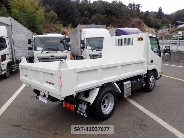 Hino DUTRO 2026-01 8073614-2
